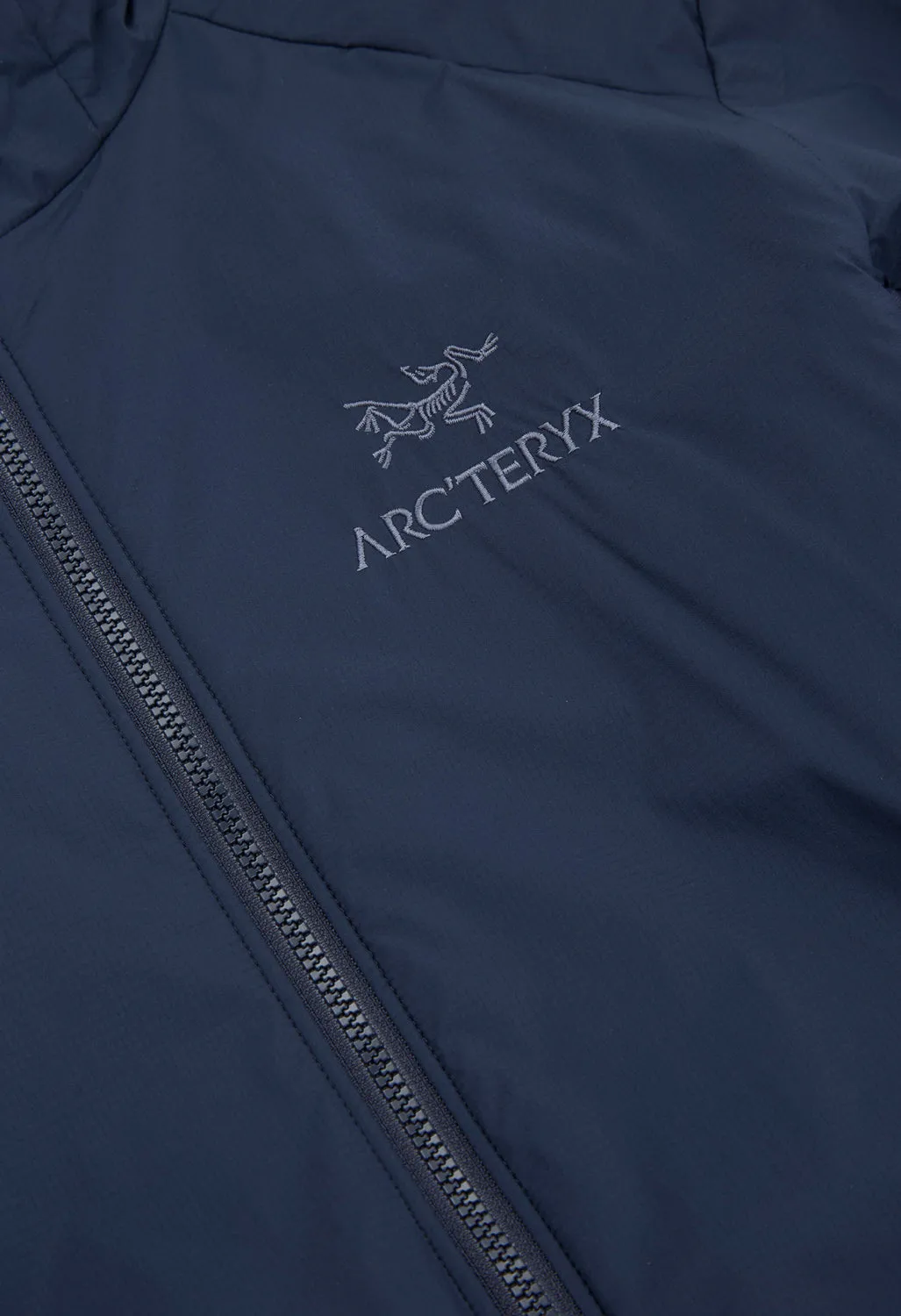 Arc'teryx Women's Atom Insulated Hoodie - Black Sapphire